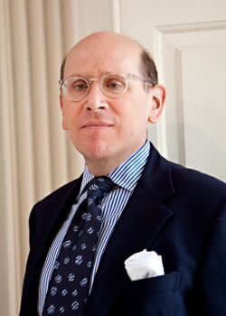 Donald Albrecht