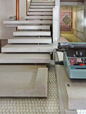 Olivetti Showroom, Venezia Photo Credit Jean-Pierre Dalbera