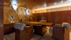 Image of Desk and Mural at the end of office, ©V&A Museum